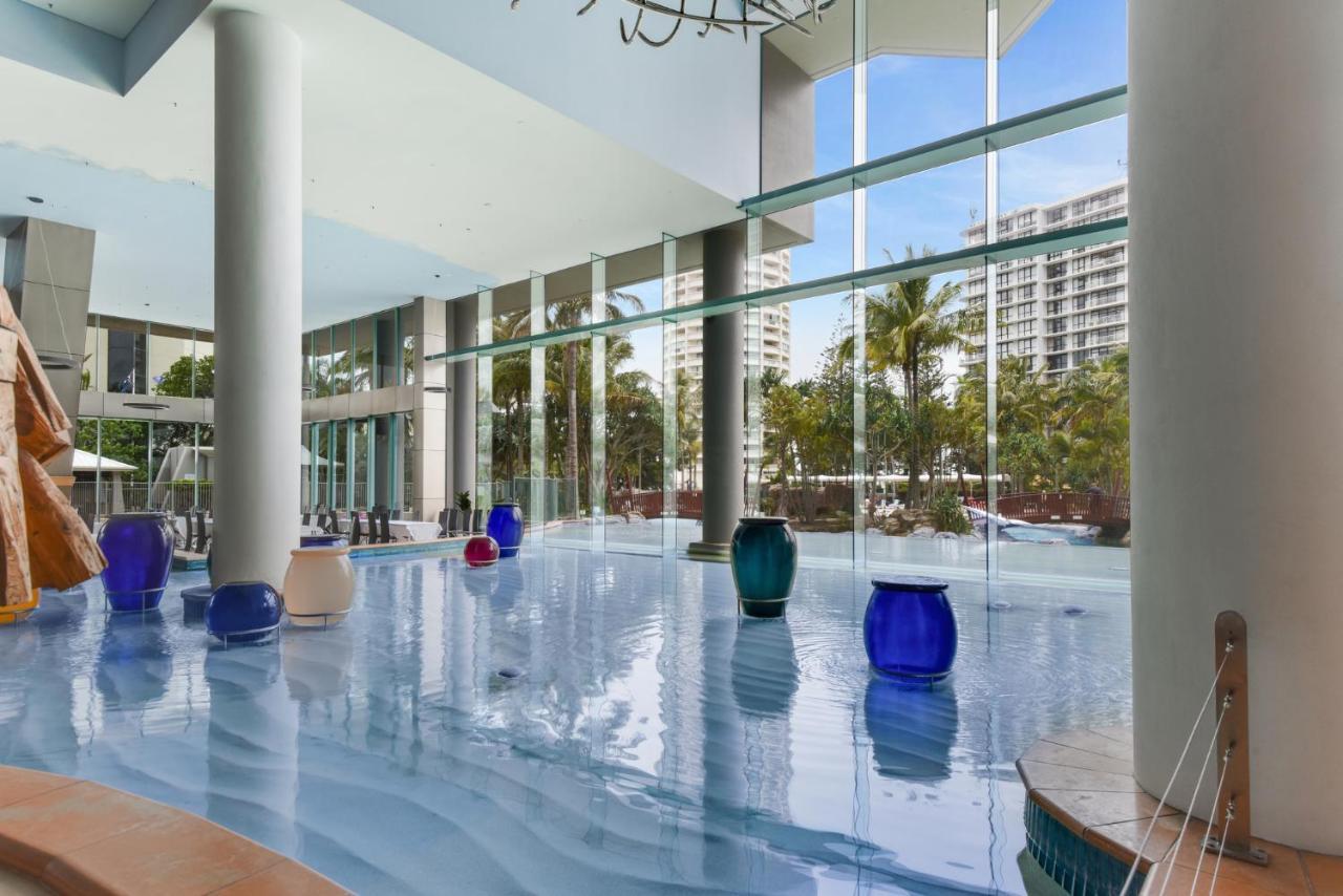 Holiday Holiday Crown Towers غولد كوست المظهر الخارجي الصورة